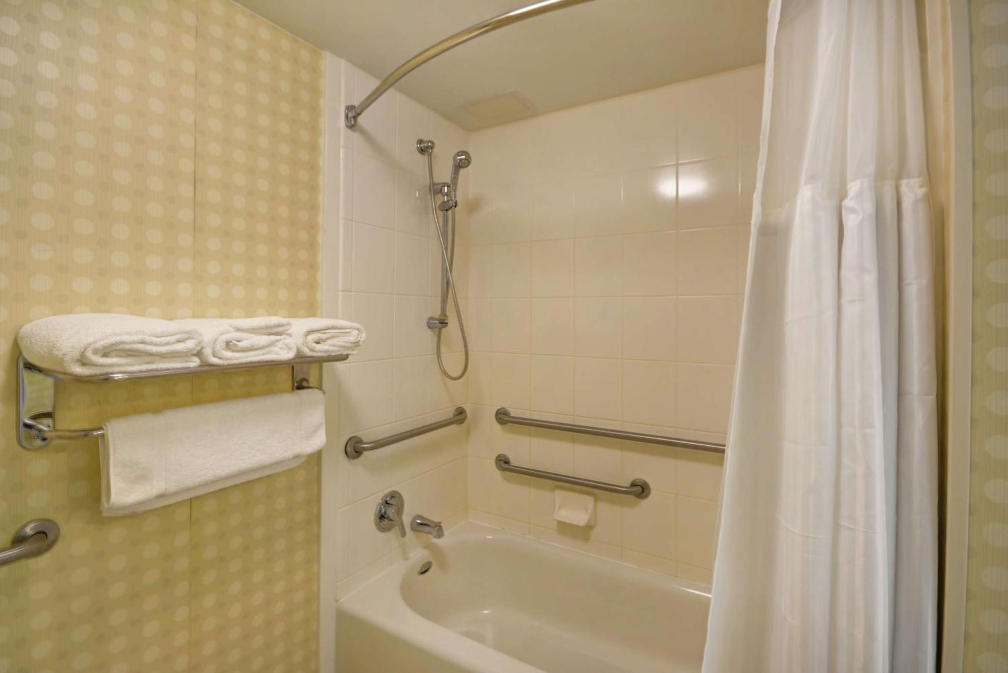 Hilton Garden Riverhead